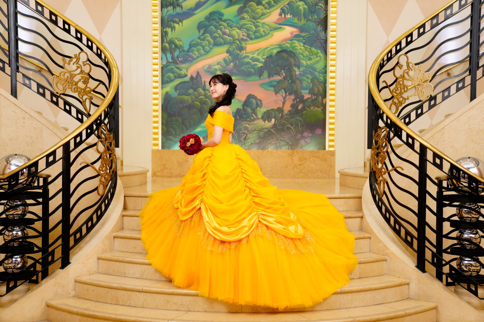 ディズニー映画『美女と野獣』のベルをイメージ